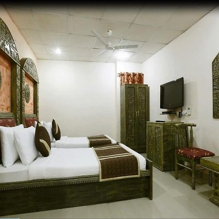 Hotel Green Lotus Dwarka Delhi  Rum bild